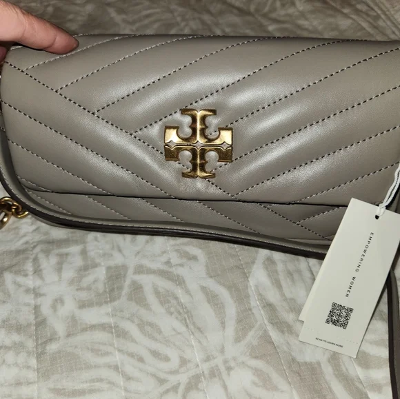 NWT authentic tory burch - Picture 1 of 6
